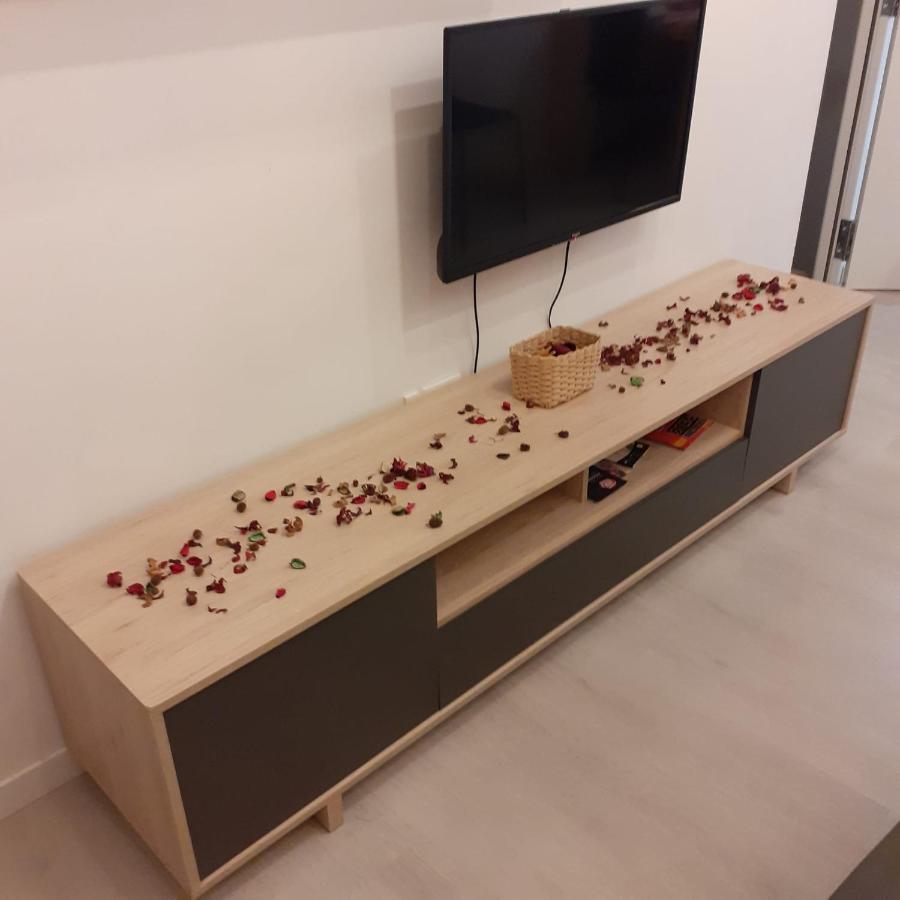 Casa-Apart Rehabilitada St Mikel Apartment เรวส์ ภายนอก รูปภาพ